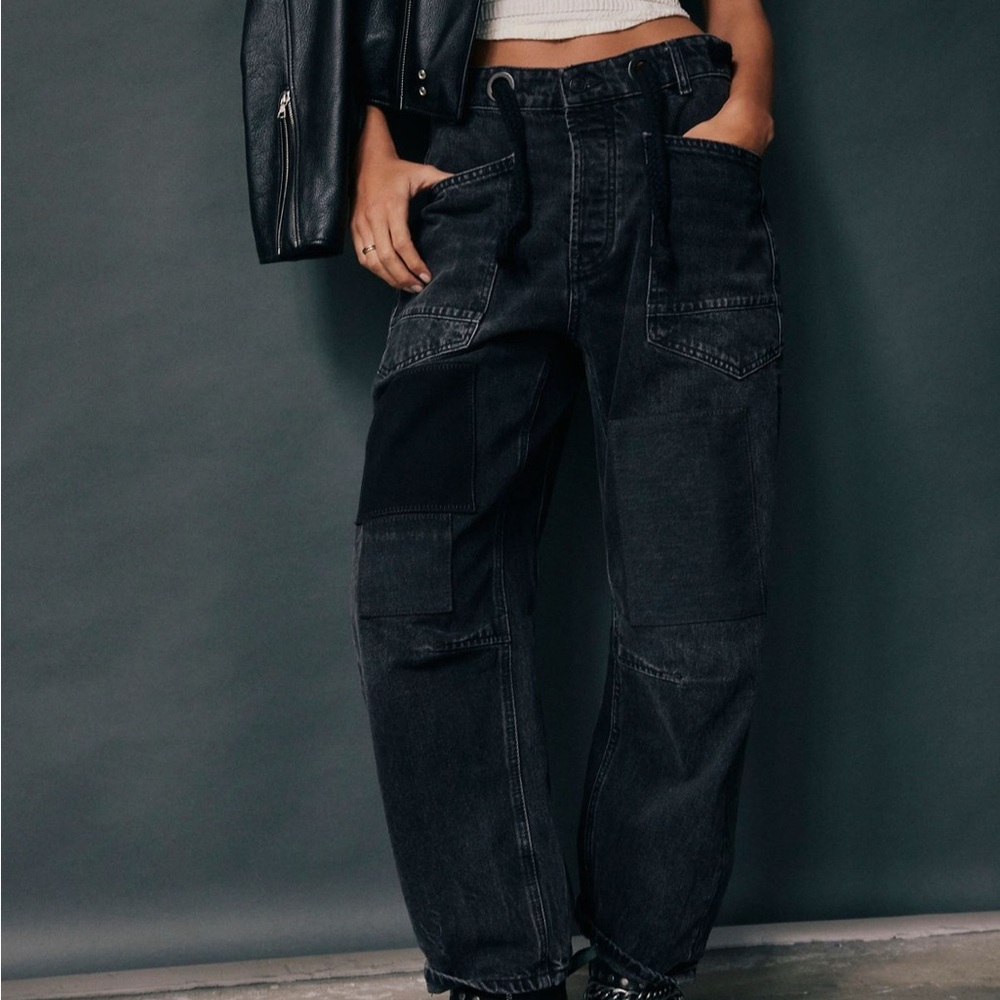 *NOT FOR SALE* Free People Moxie Low Slung Barrel Jeans in Night Hawk - size 26